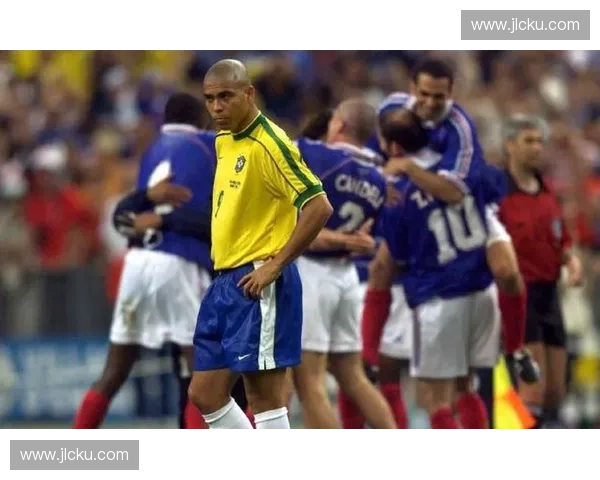 罗纳尔多世界杯征程回顾与辉煌瞬间全解析